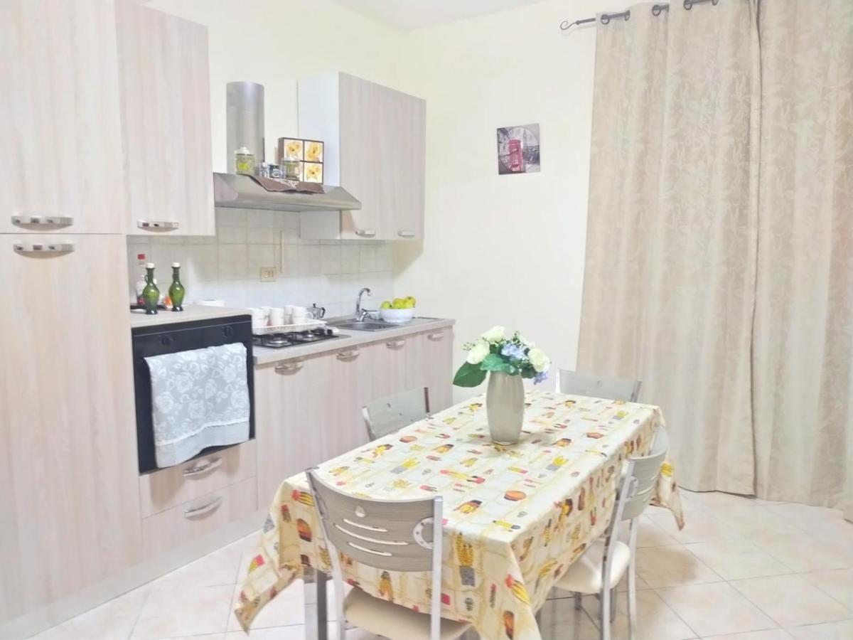 A Due Passi Dalla Cattedrale Apartment Palermo Exterior foto