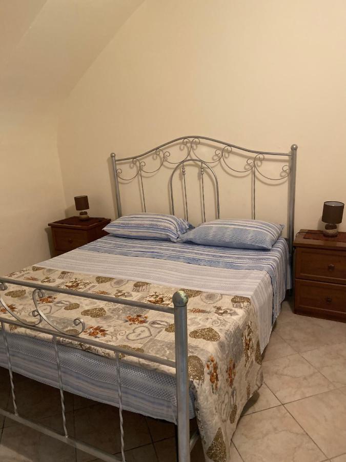 A Due Passi Dalla Cattedrale Apartment Palermo Exterior foto